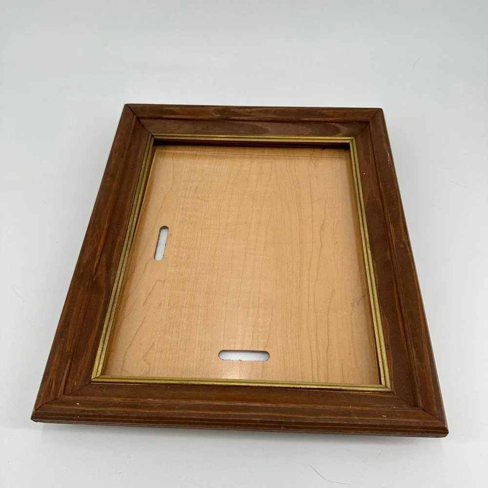 Vintage Walnut Tone Wooden 8x10 Picture Frame with Gold Trim Inner Border
